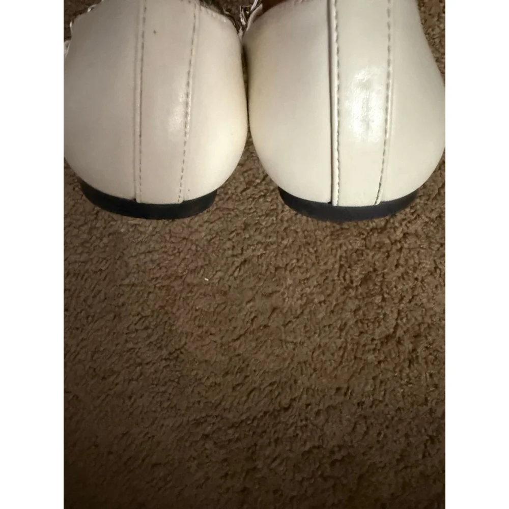 Women's Nine West Platy Flats Size 7 White/Black